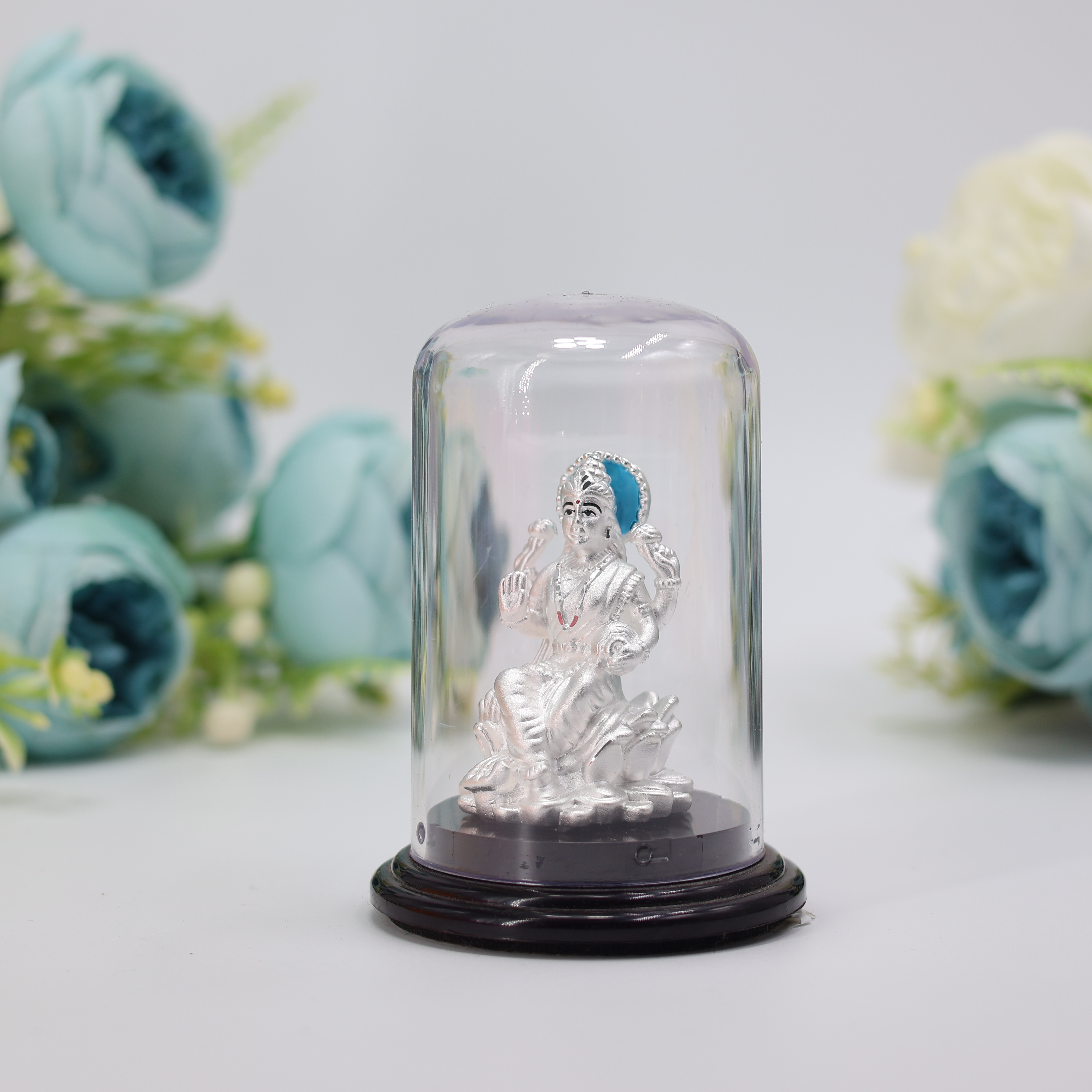 Silver Emerald Murti