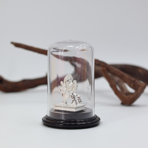 Silver Emerald Murti