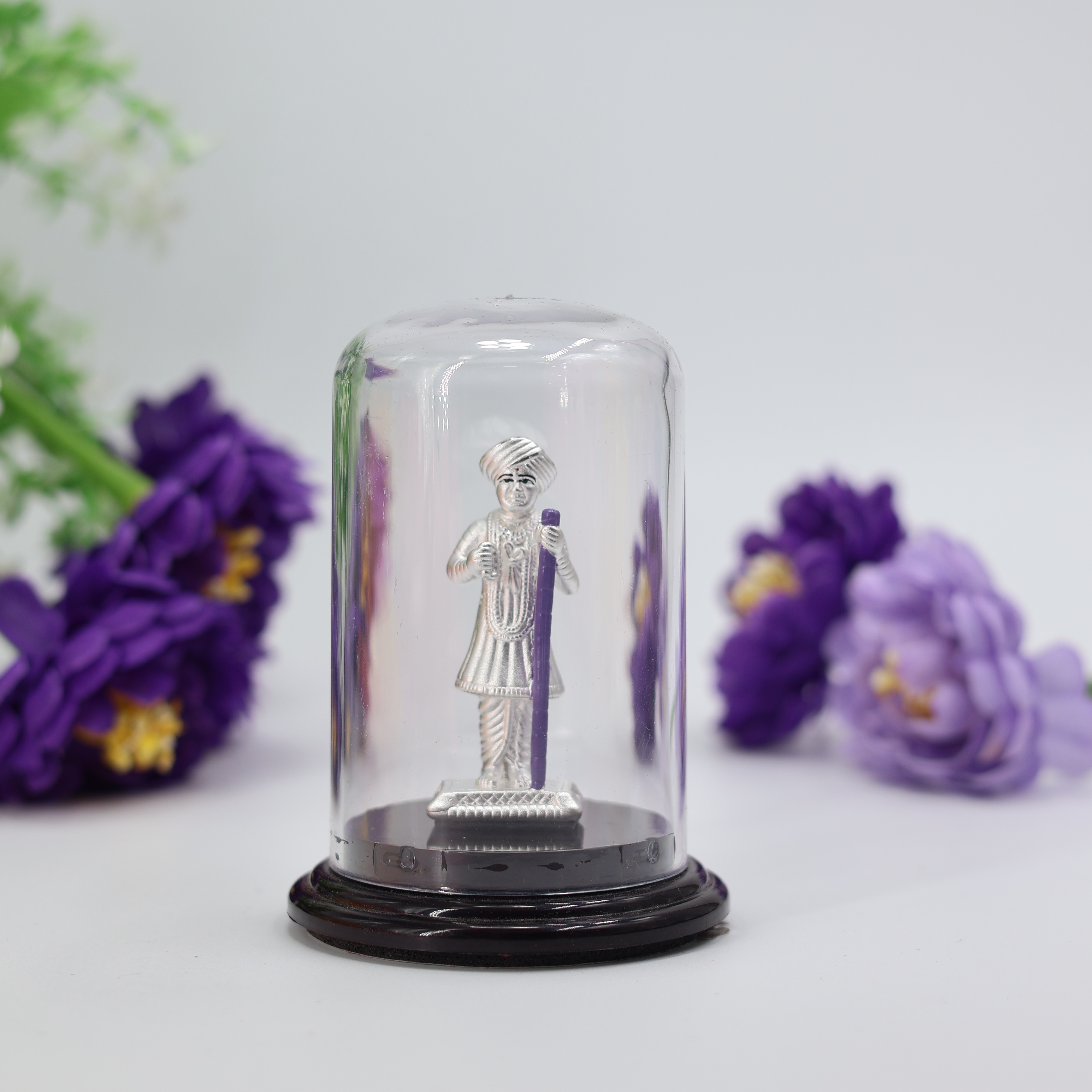 Silver Emerald Murti