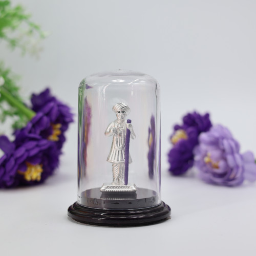 Silver Emerald Murti