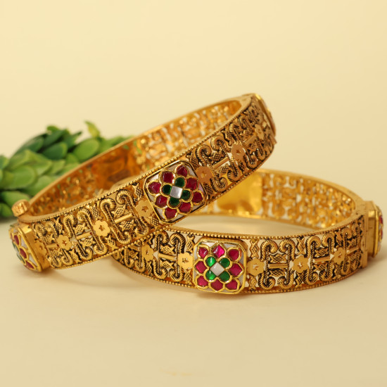 Bangles 