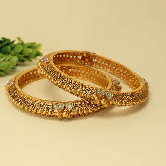 Bangles 