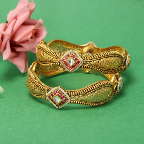 Bangles 