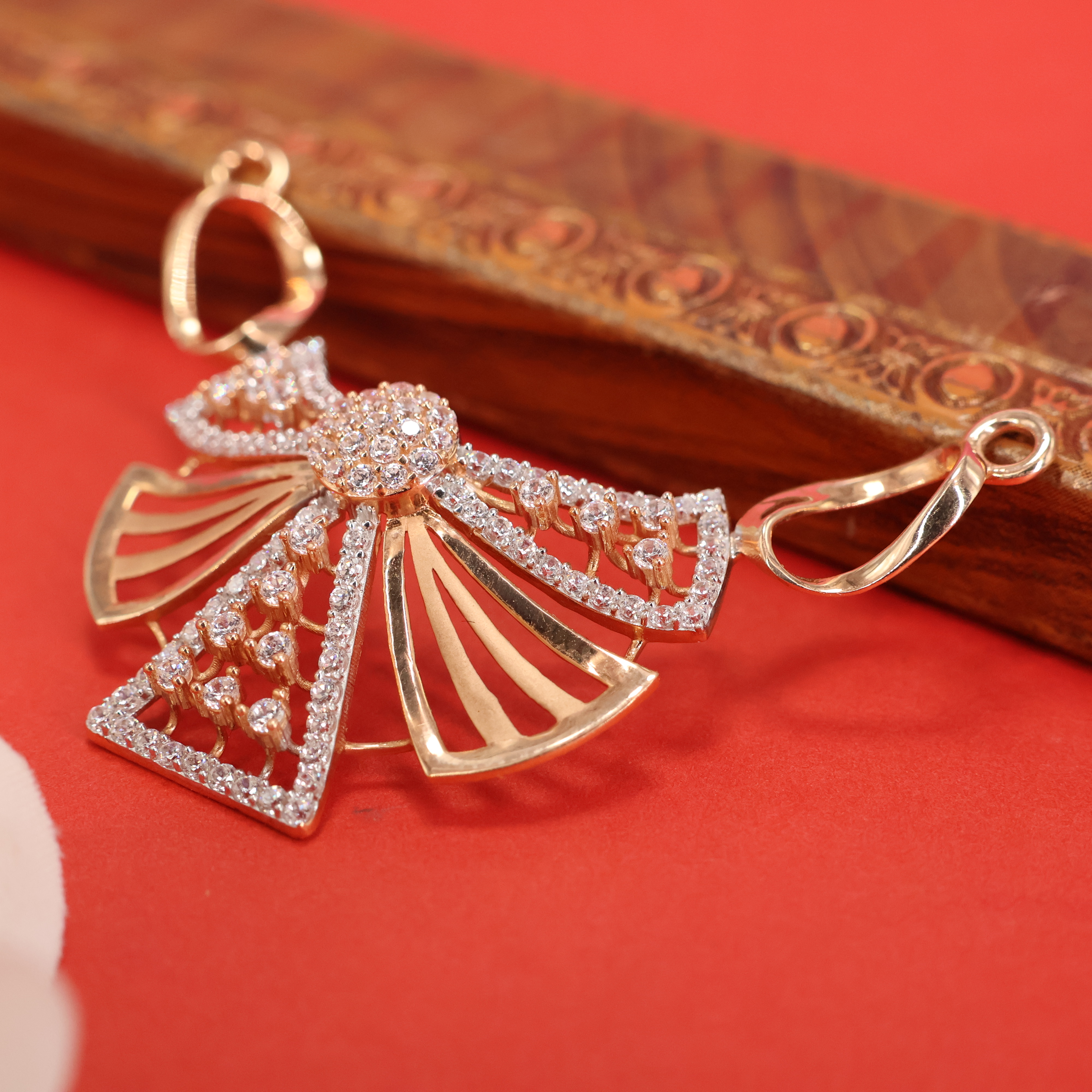 Delica Mangalsutra Pendant