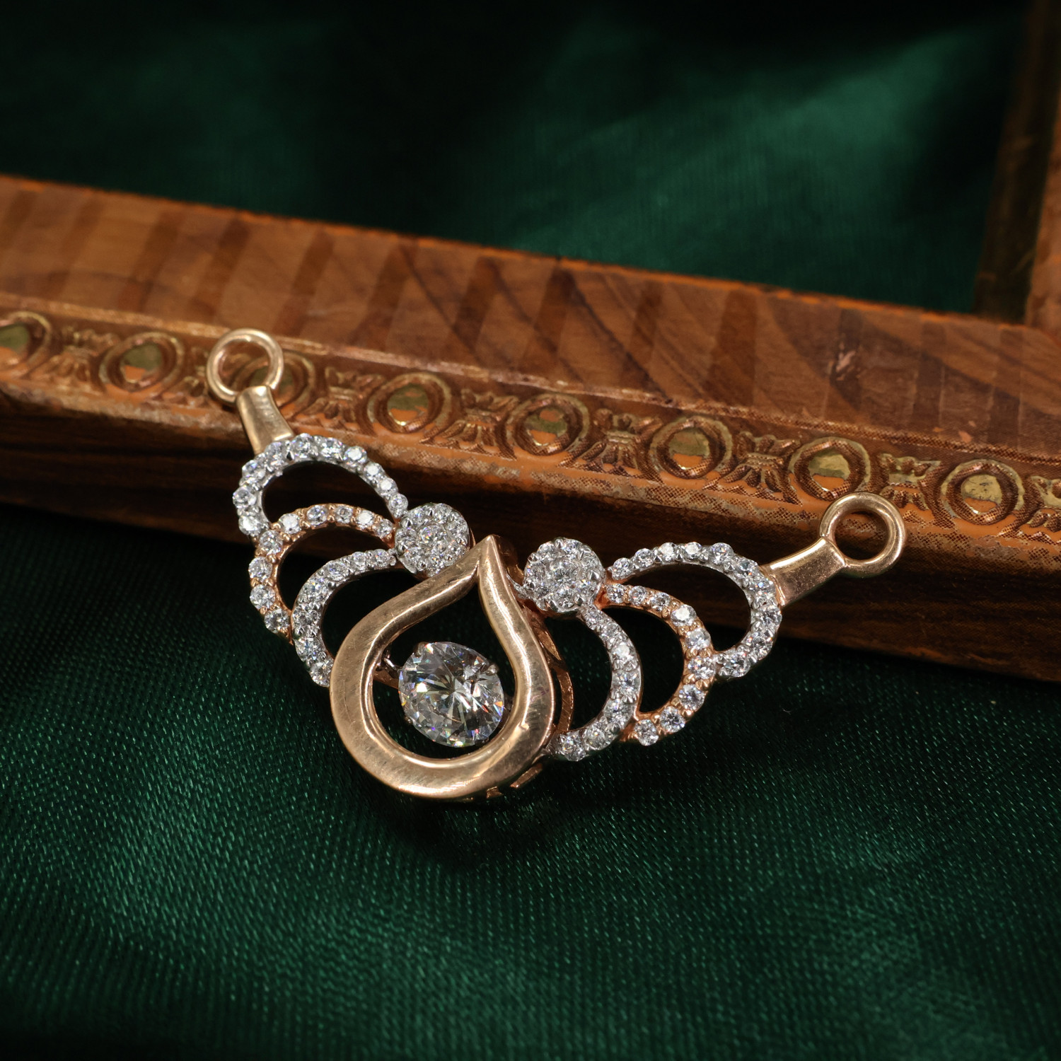 Delica Mangalsutra Pendant