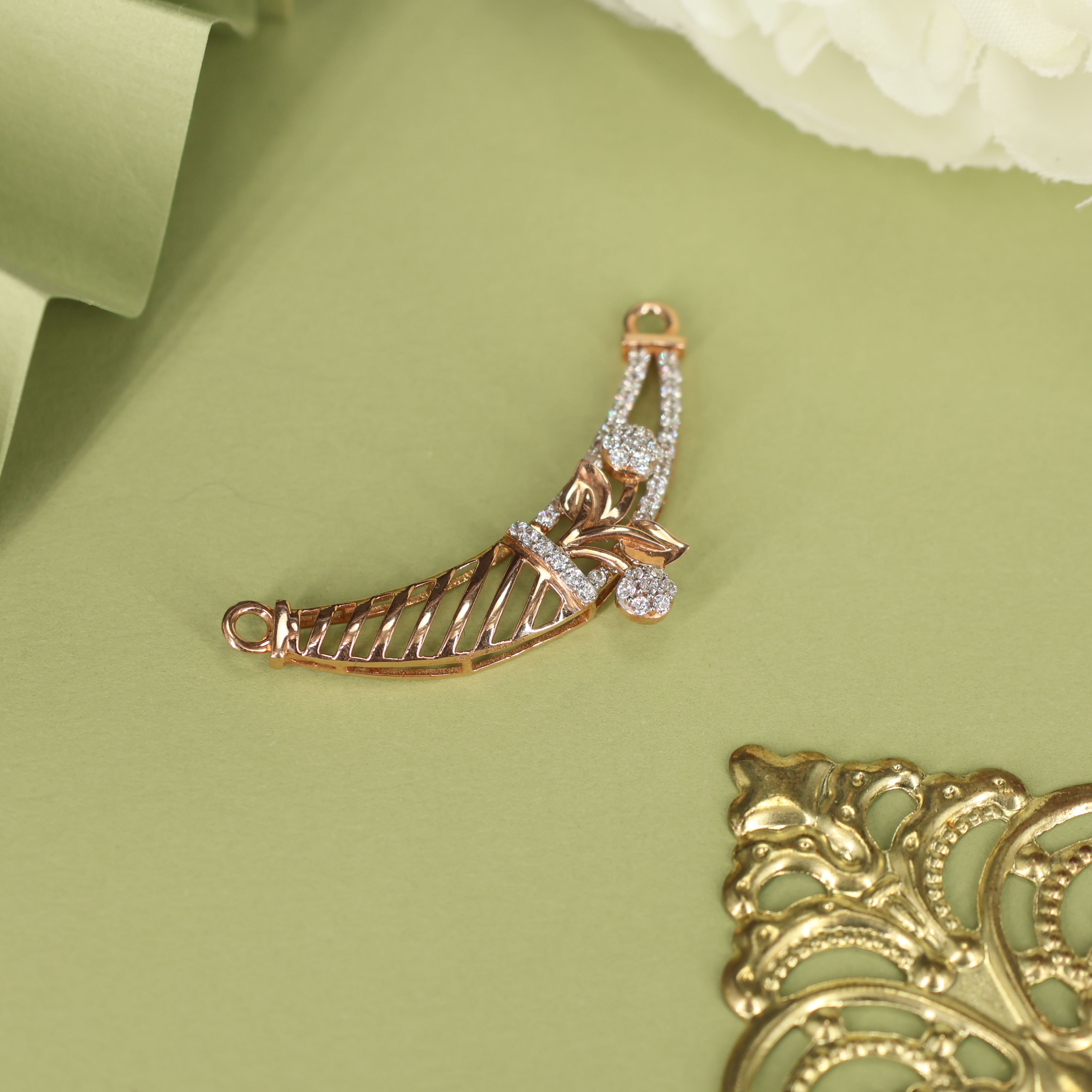 Delica Mangalsutra Pendant