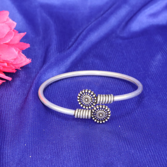 Silver Kada 