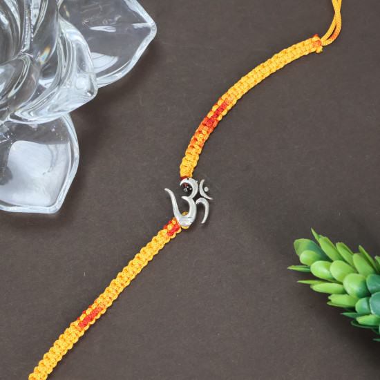  A Rakhi 