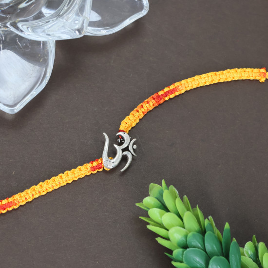  A Rakhi 