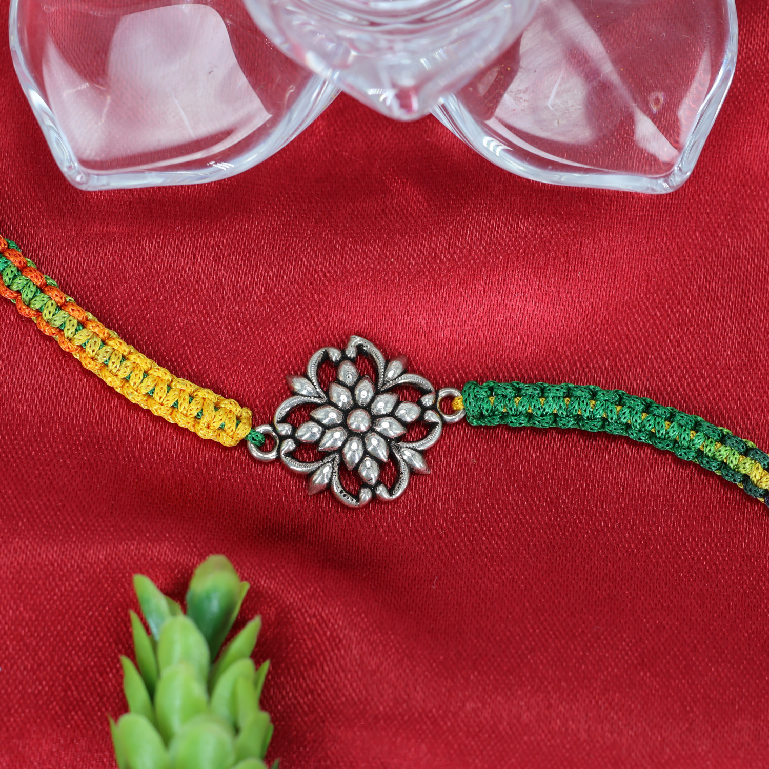  A Rakhi 
