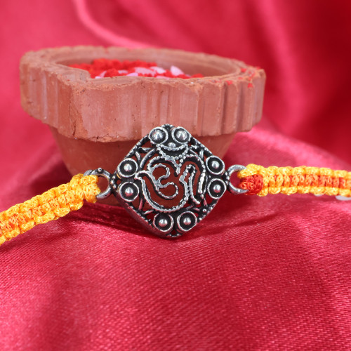  A Rakhi 