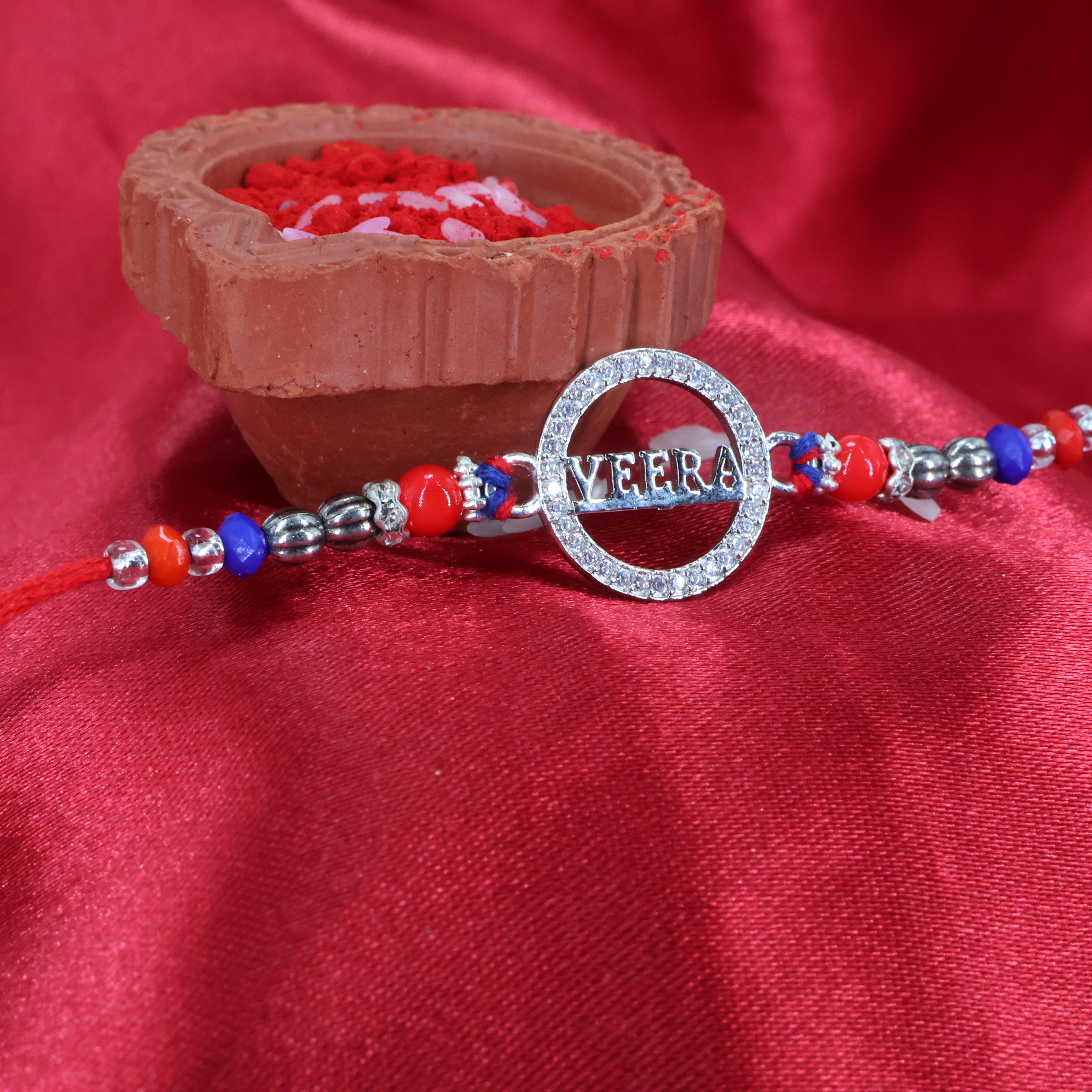  A Rakhi 