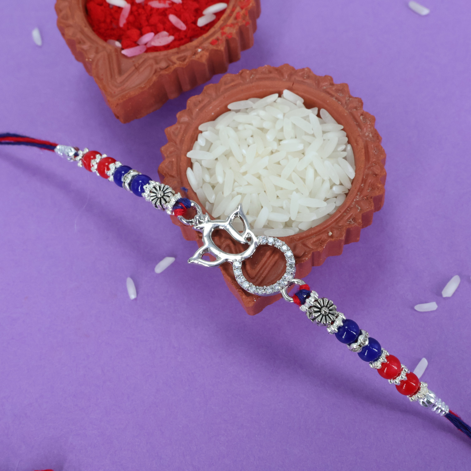  A Rakhi 