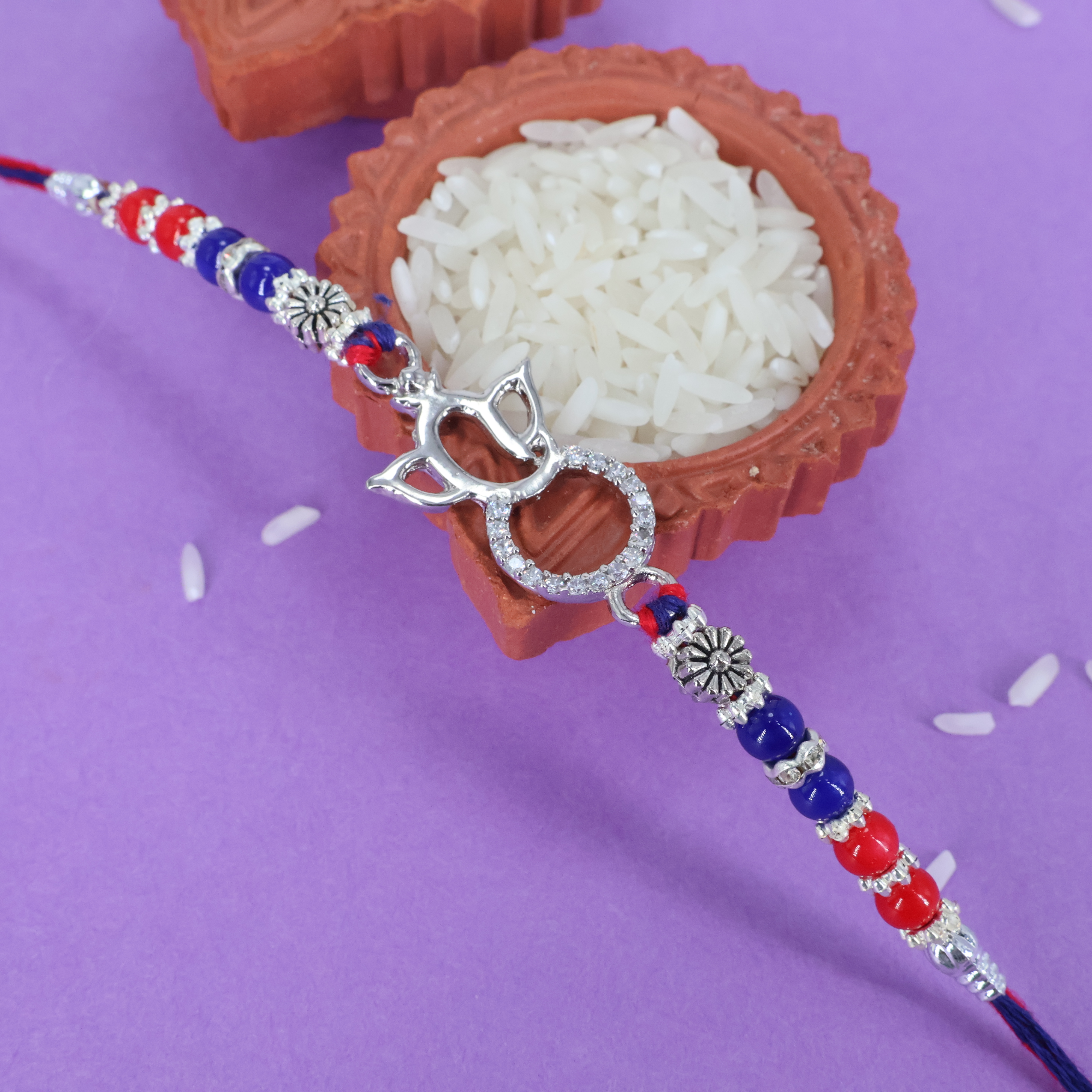  A Rakhi 