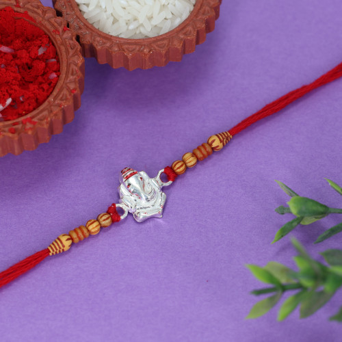  A Rakhi 