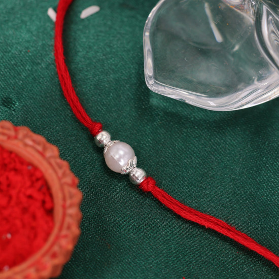  A Rakhi 