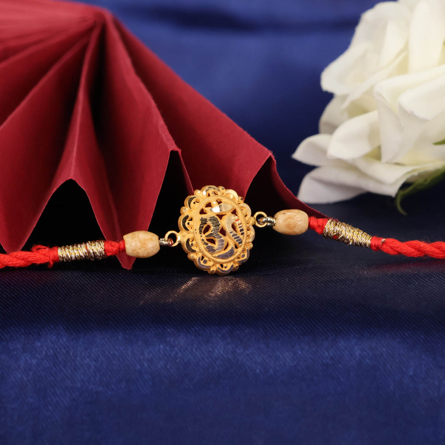  A Rakhi 