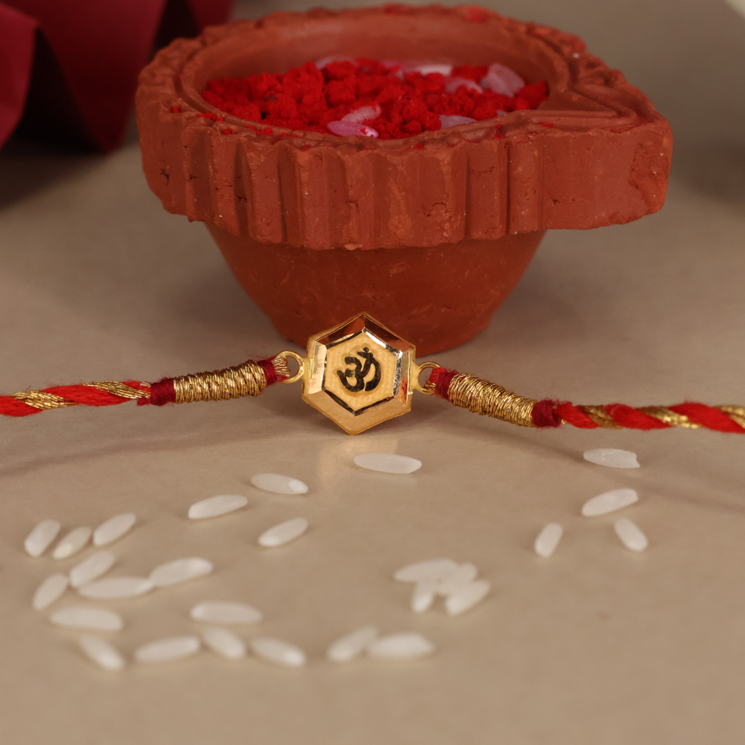  A Rakhi 