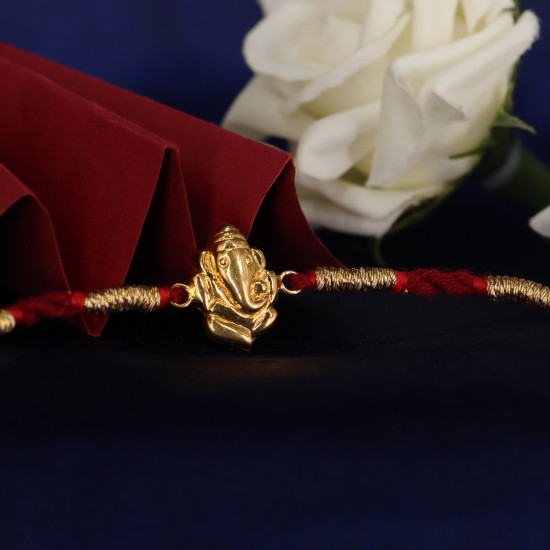 A Rakhi 