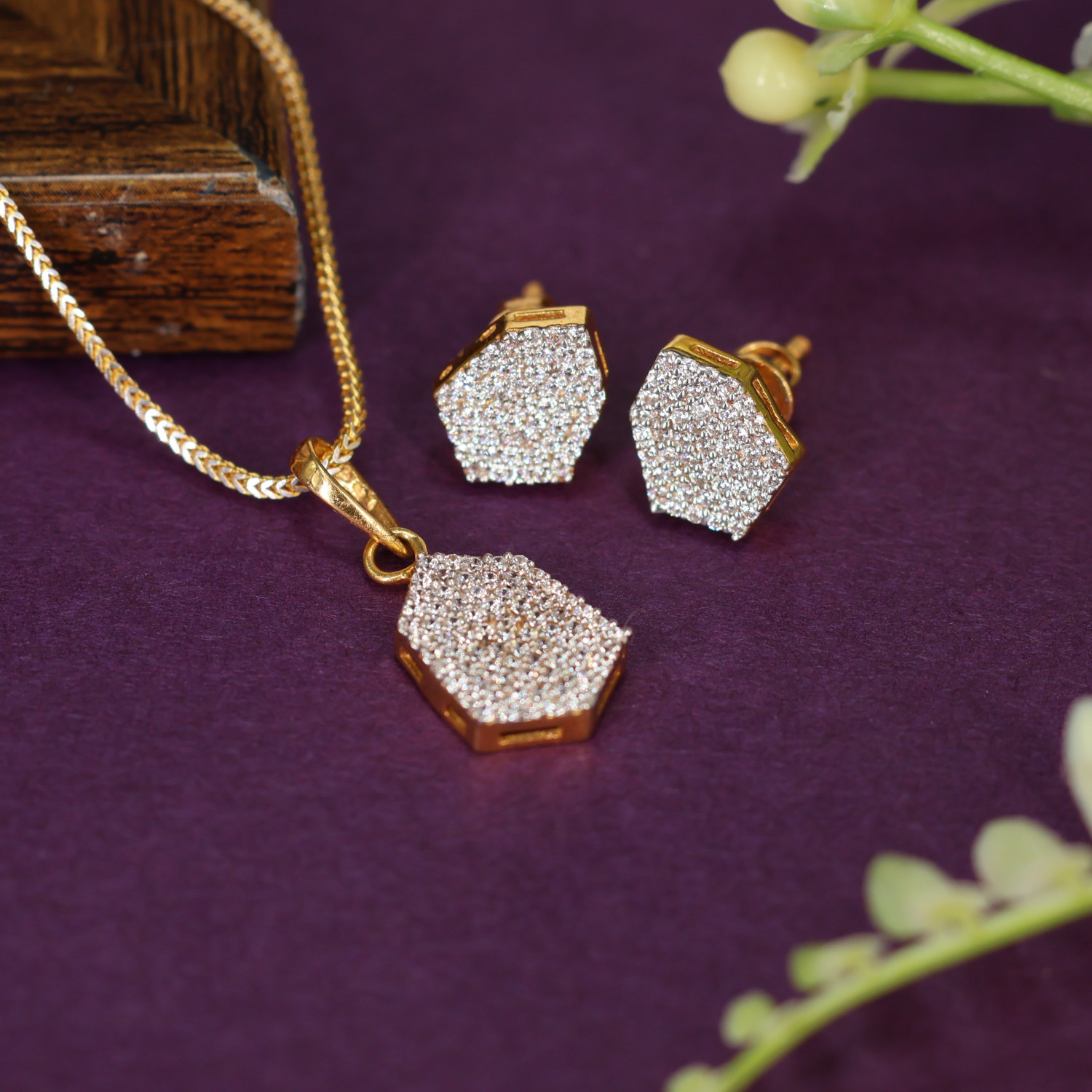 Pendant Set