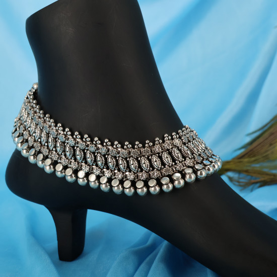 Silver Payal