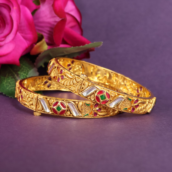  Bangles
