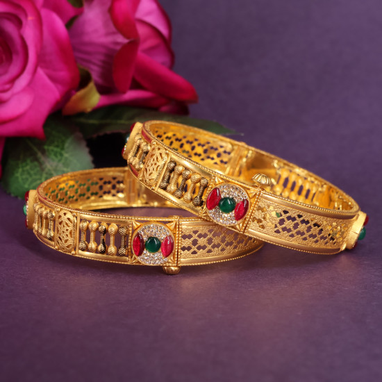  Bangles