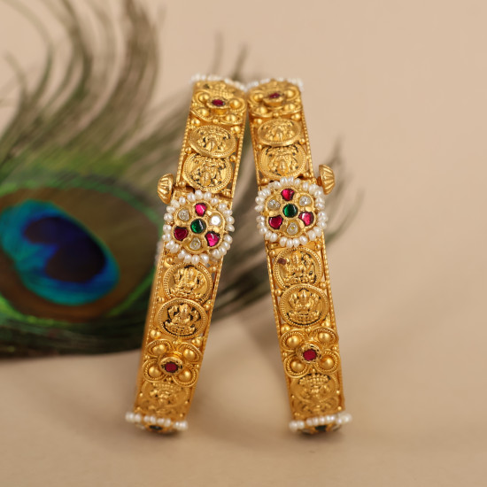  Bangles
