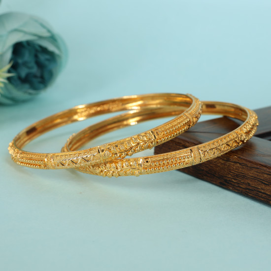  Bangles
