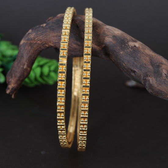 Bangles