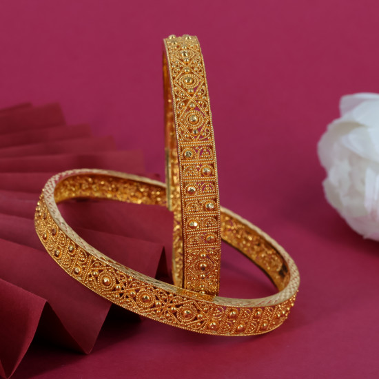  Bangles