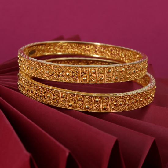  Bangles