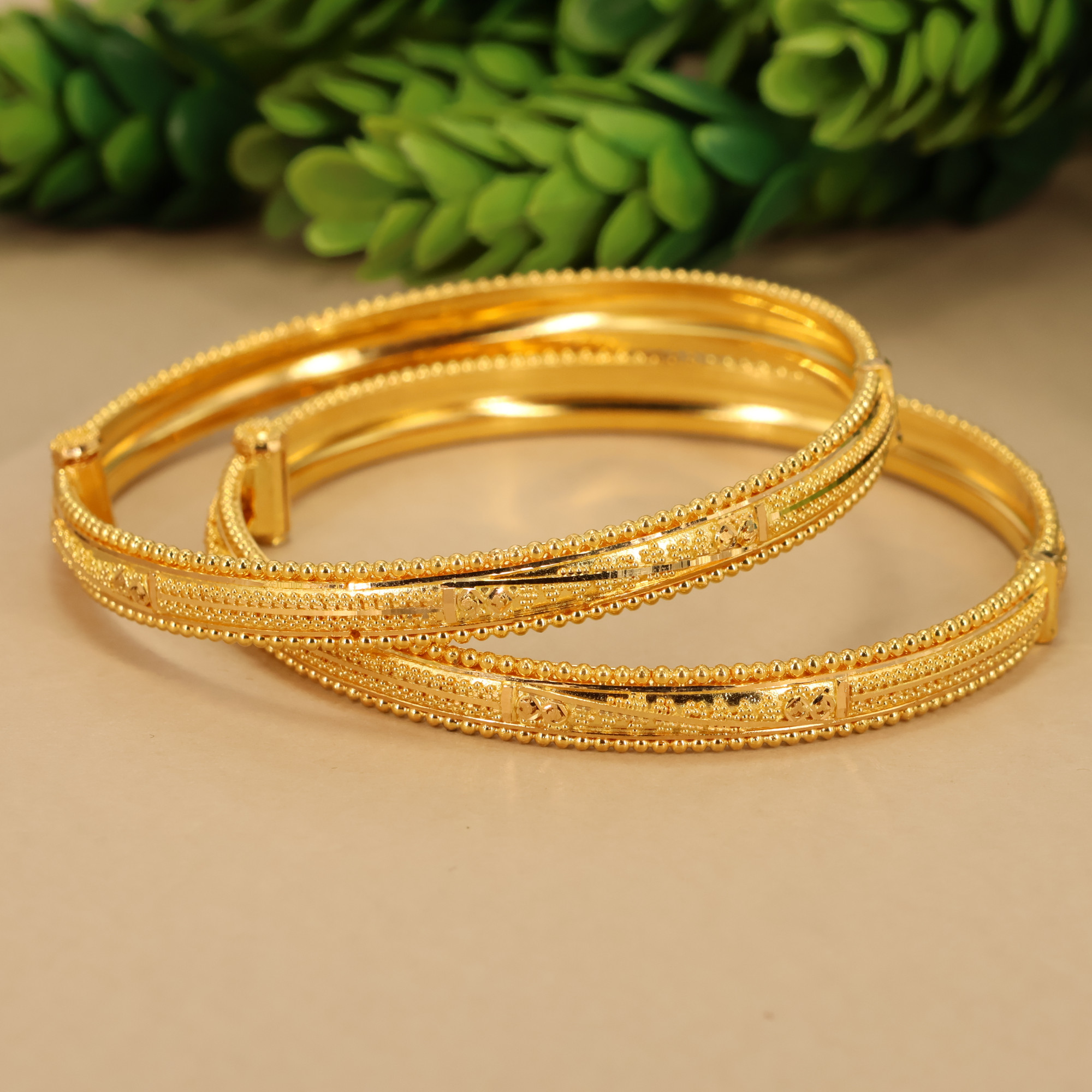 Gold Jewellery & Bangles in Vadodara – Sara Gandevikar Jewellers