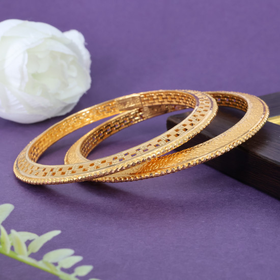  Bangles