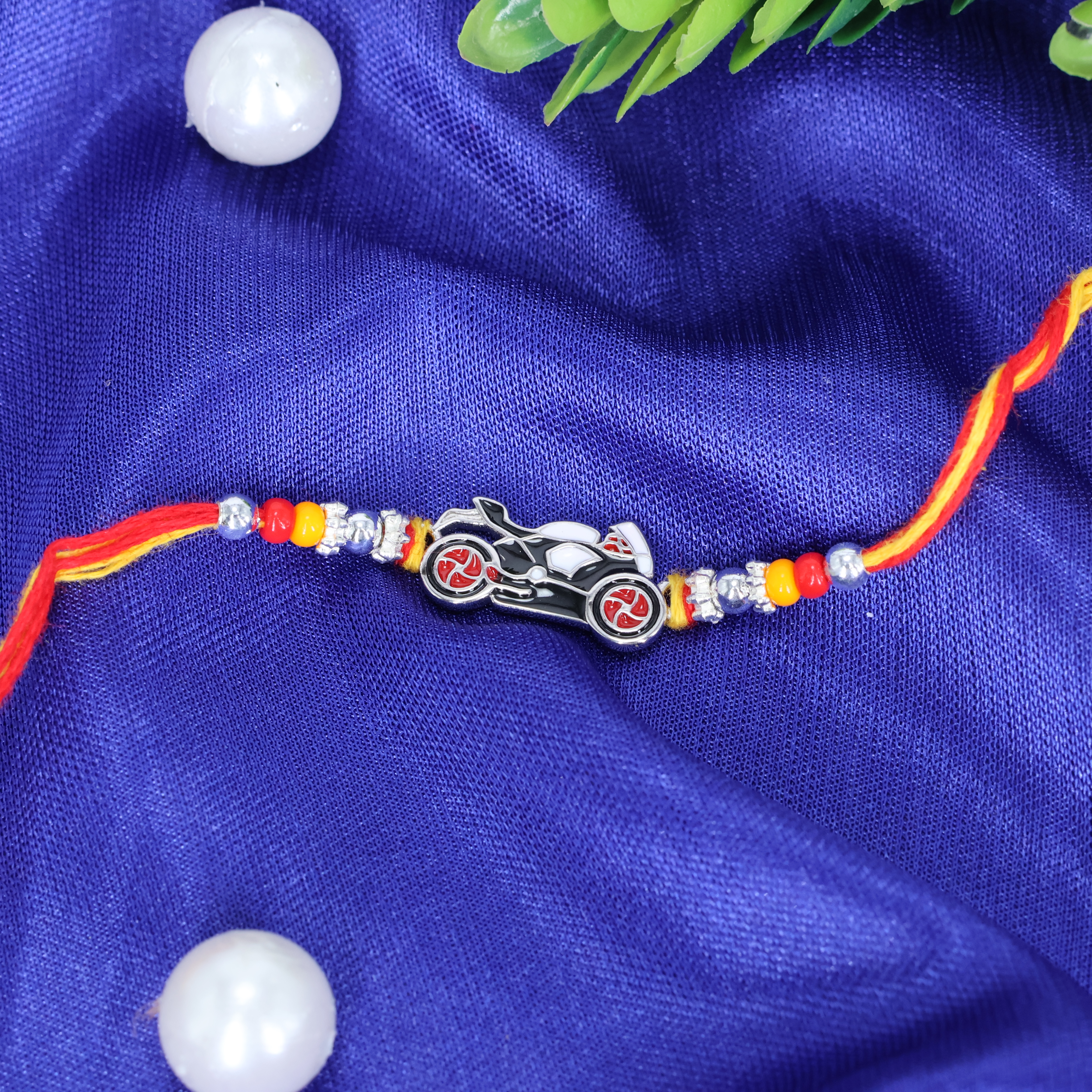  A Rakhi 