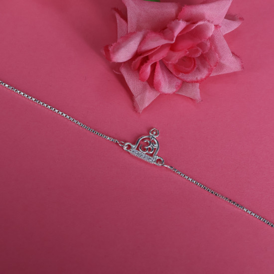 A Rakhi 