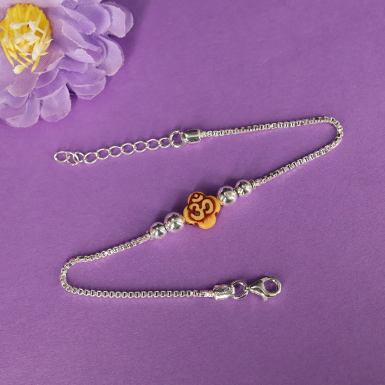  A Rakhi 