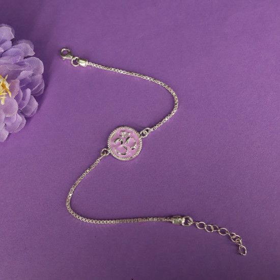  A Rakhi 