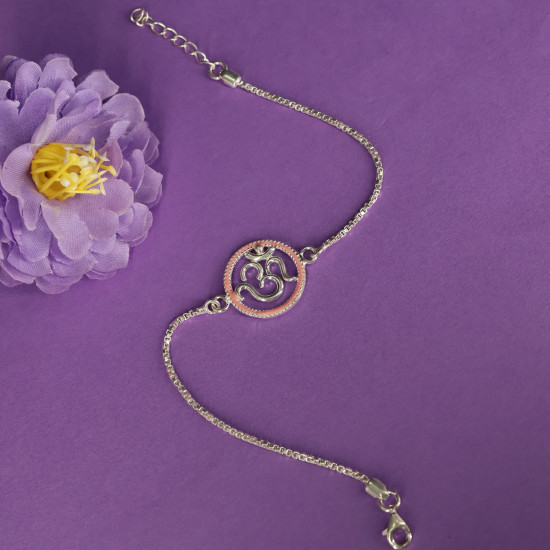  A Rakhi 