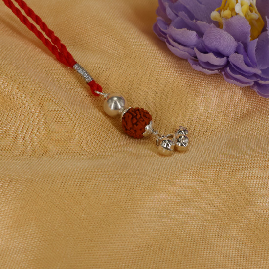  A Rakhi 