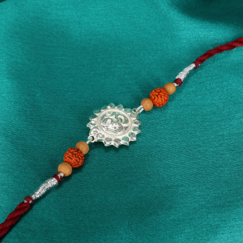  A Rakhi 