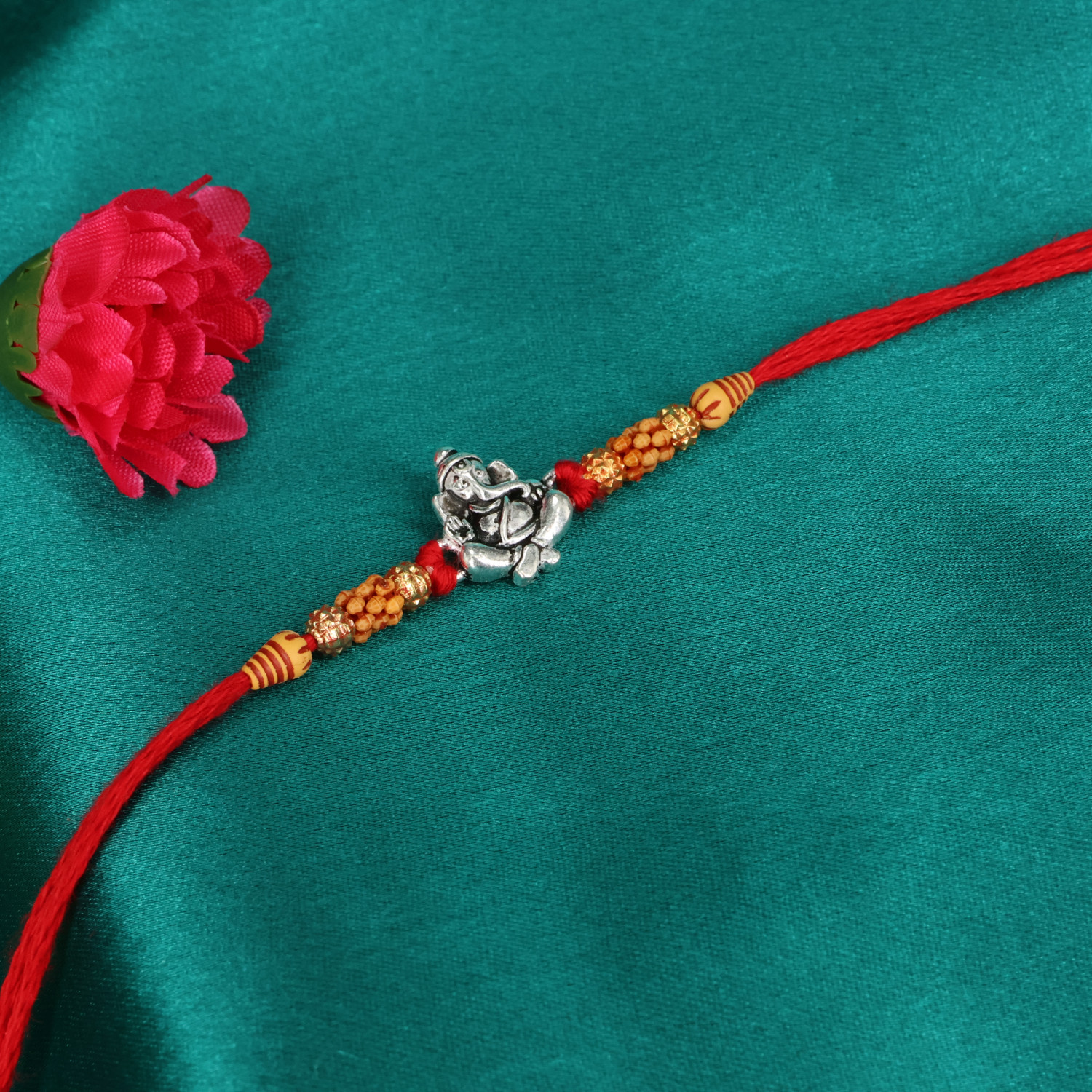  A Rakhi 