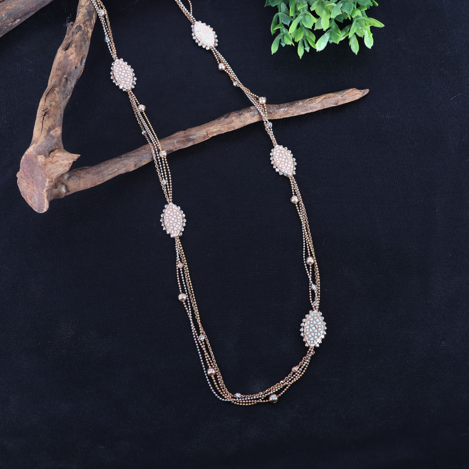 DELICA CHAIN 