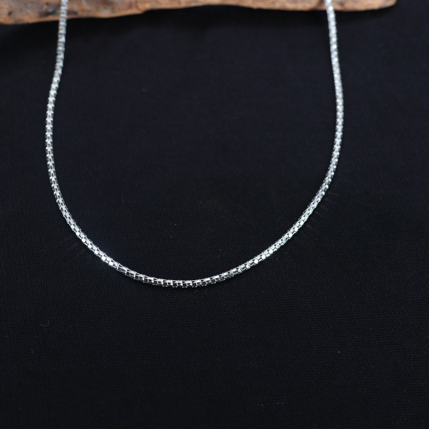 DELICA CHAIN 