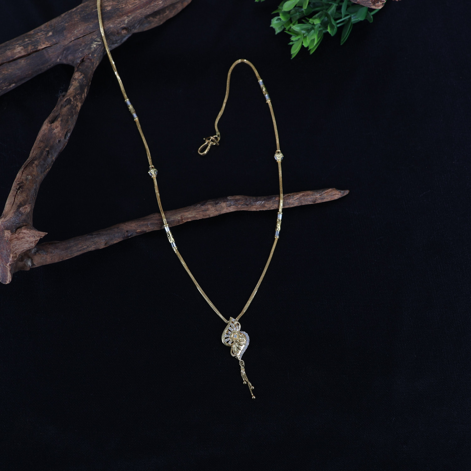 DELICA CHAIN 