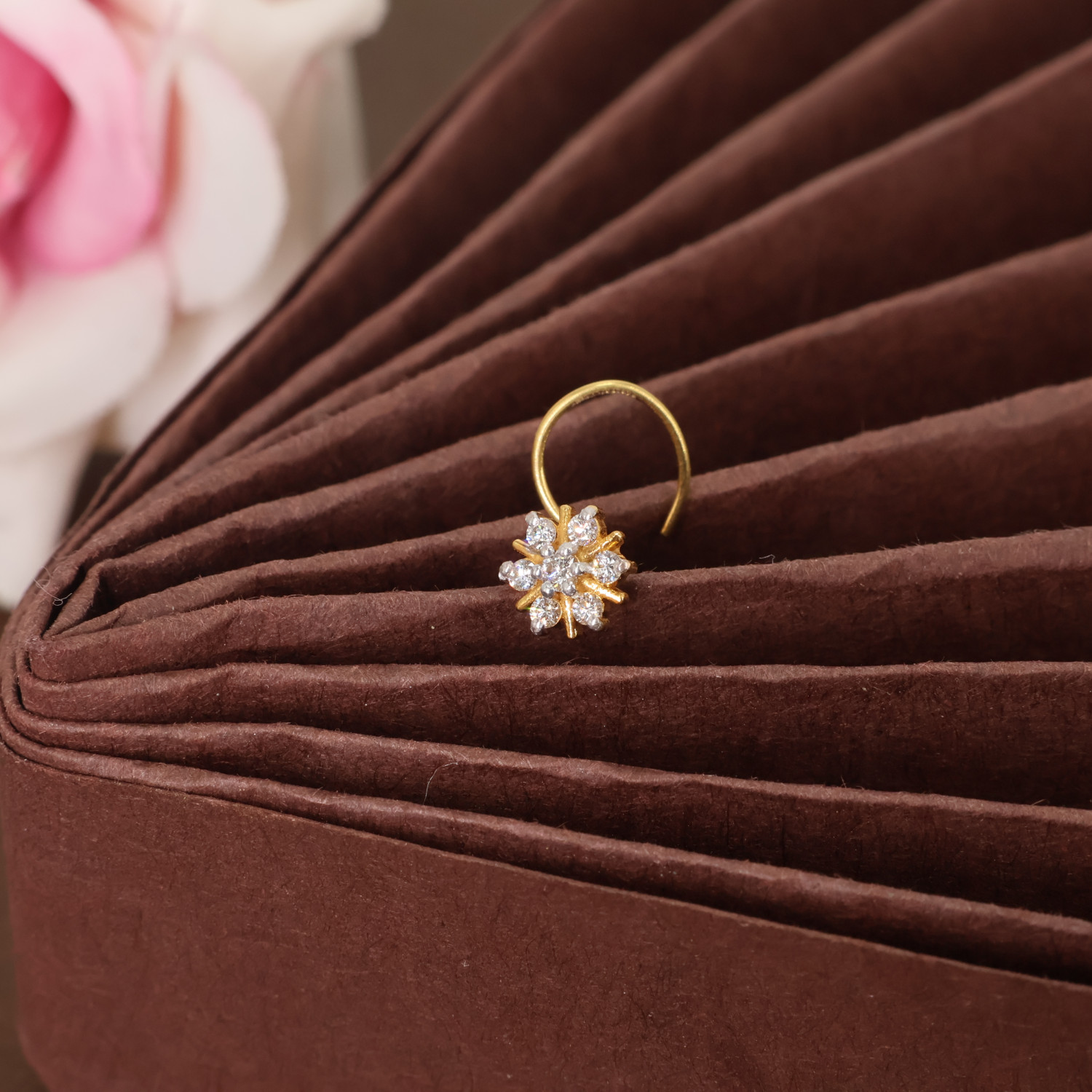 REAL DIAMOND NOSE PIN 