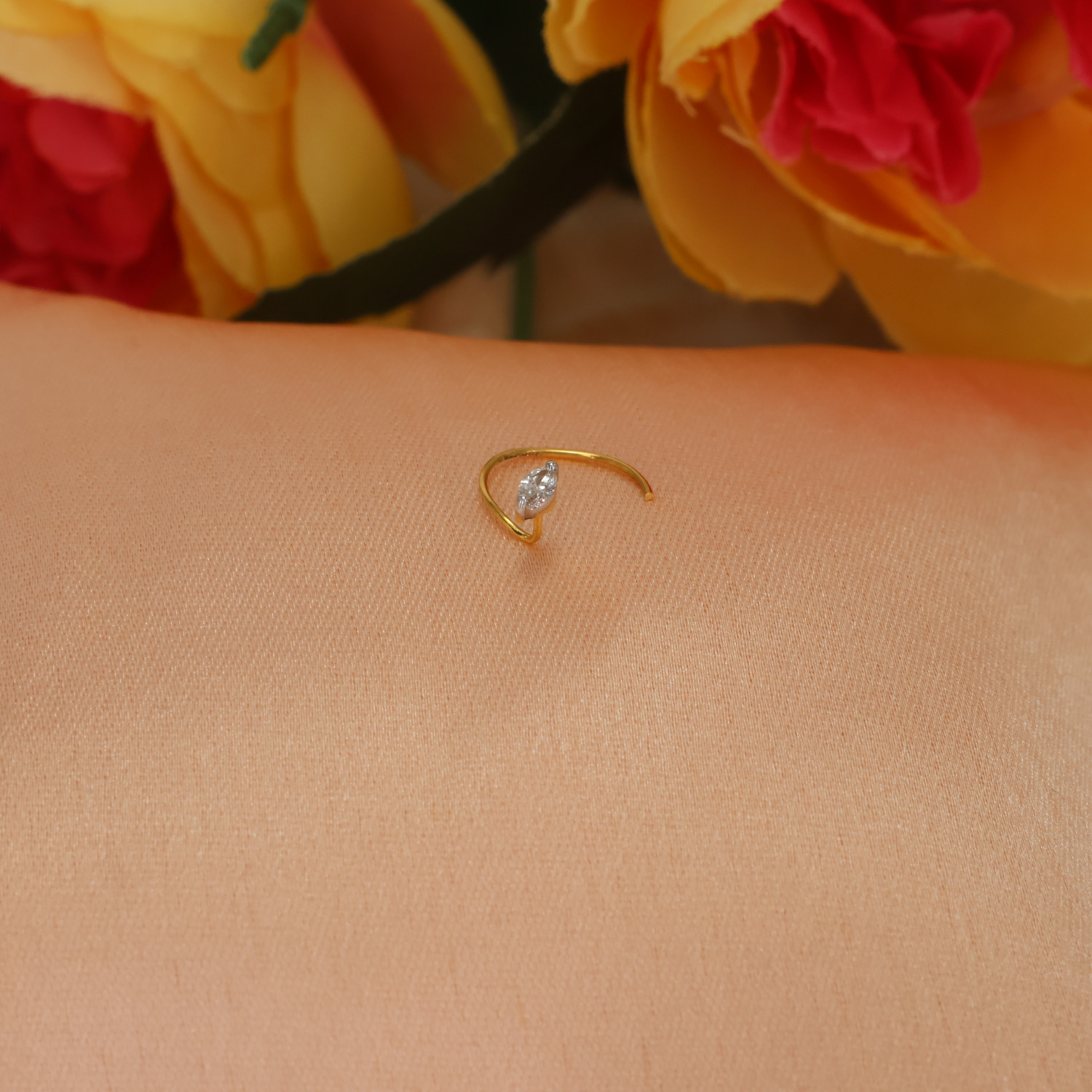 REAL DIAMOND NOSE PIN 