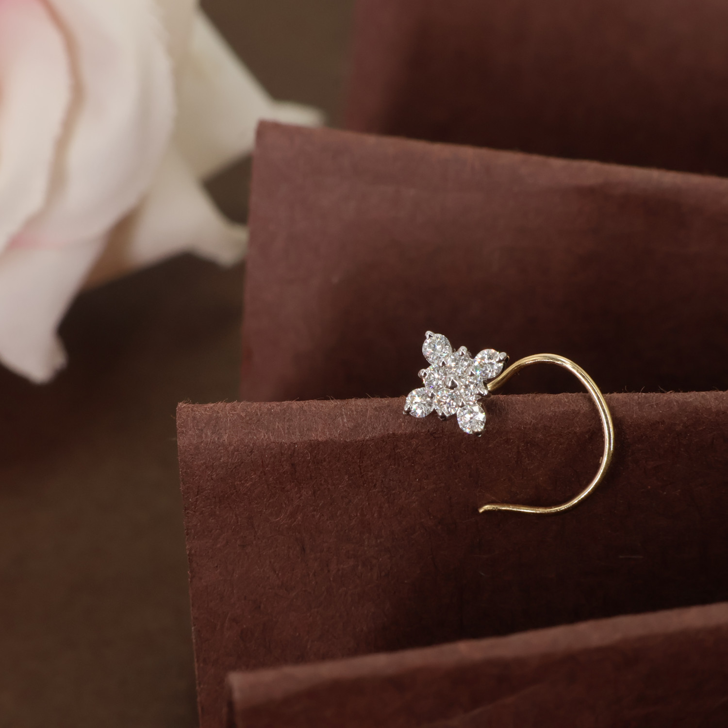 REAL DIAMOND NOSE PIN 
