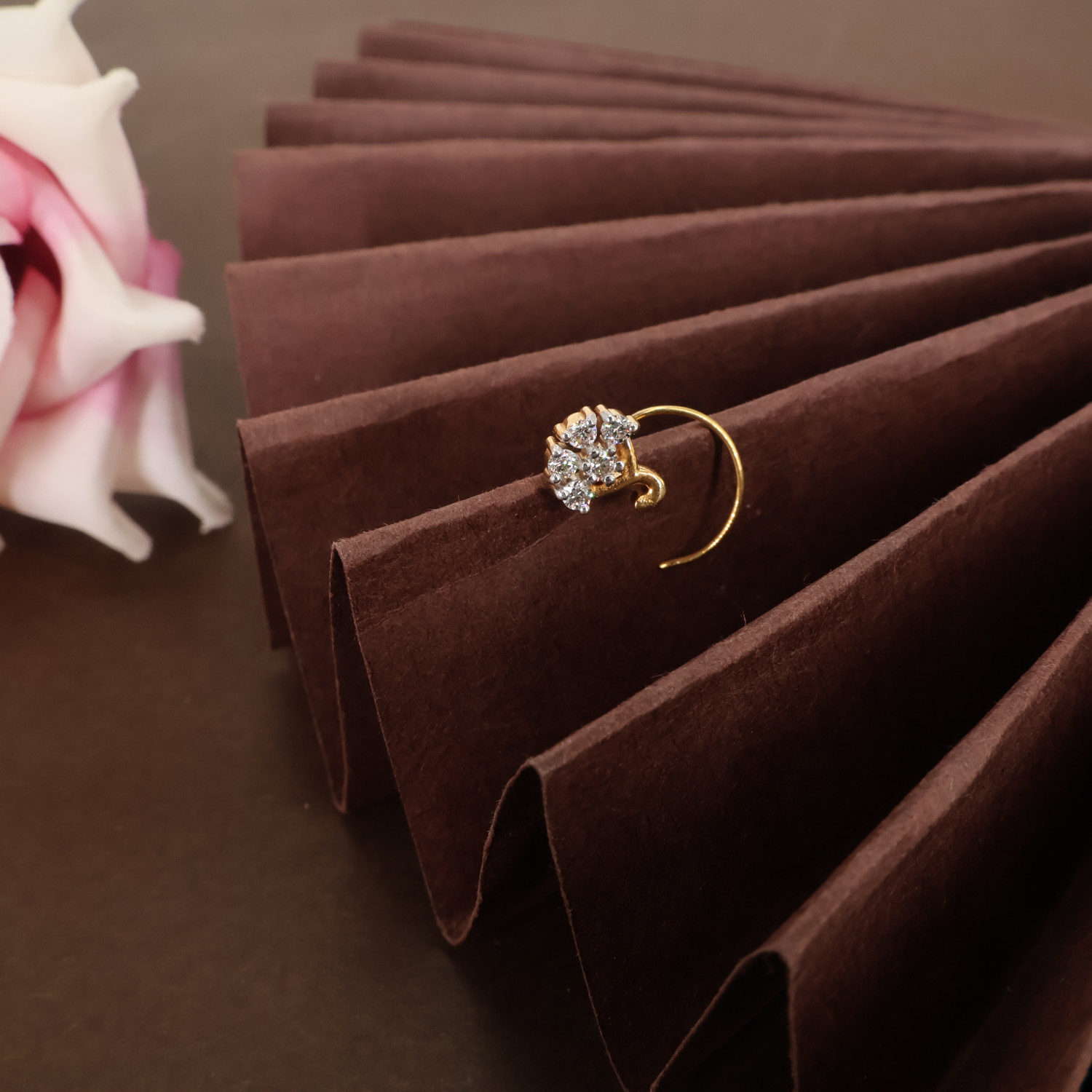 REAL DIAMOND NOSE PIN 