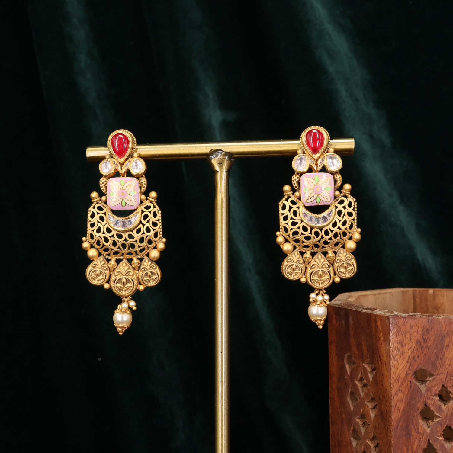 22 KARAT  Earring 